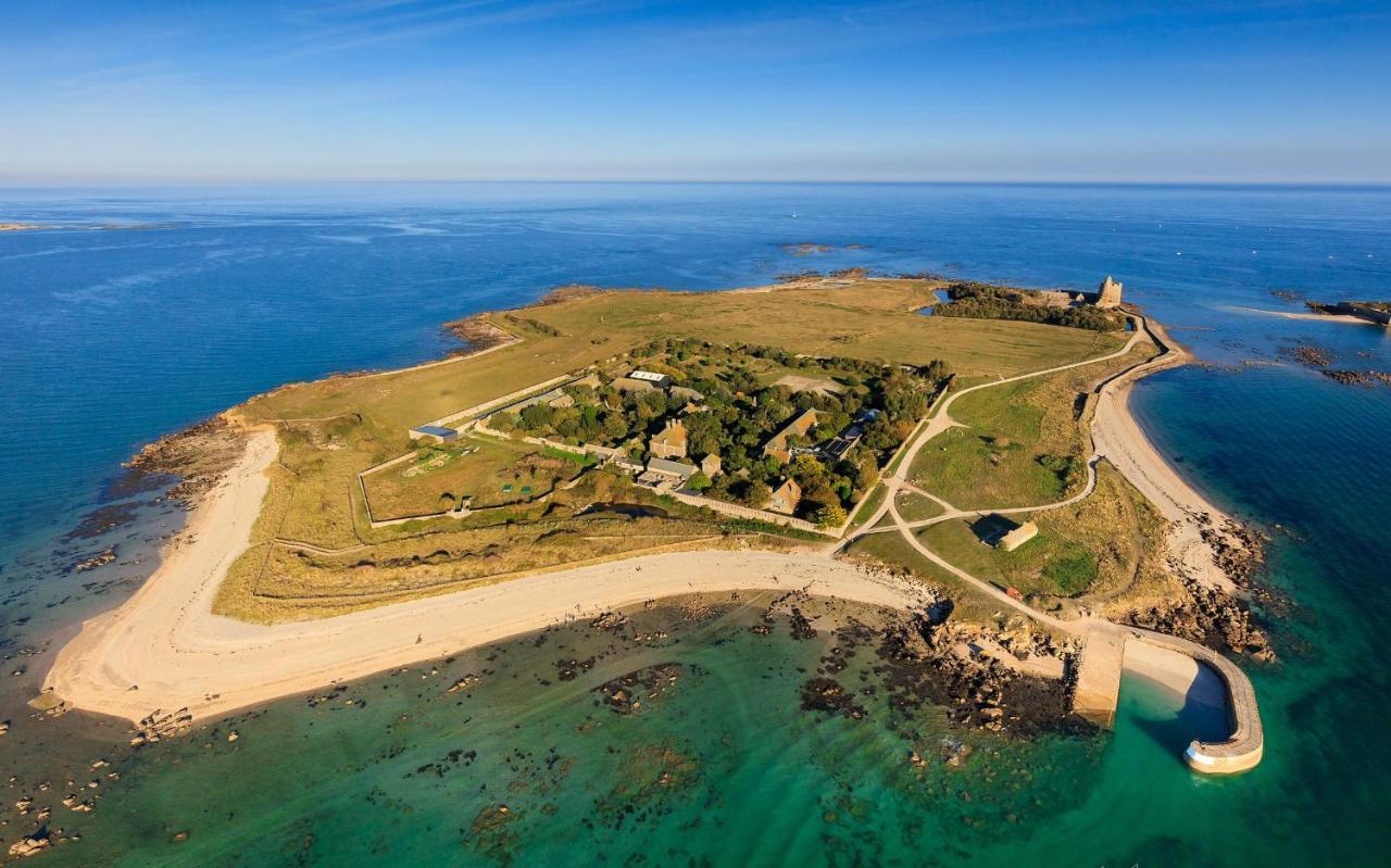 Maison Normande Proche De La Mer Et Des Commodites Villa Quettehou Eksteriør bilde